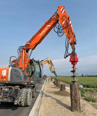 Bagger-Anbaubohrantriebe